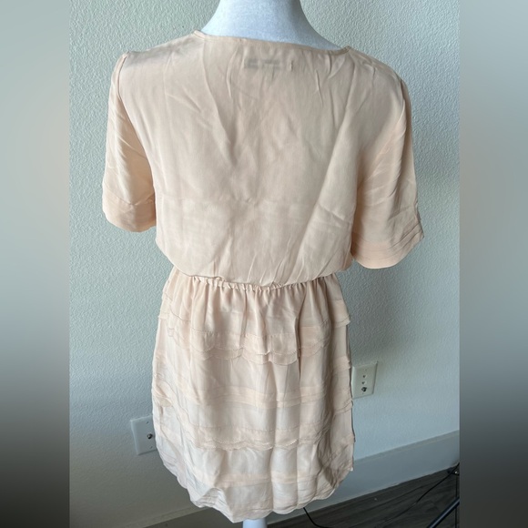 Elegant nude silk Women's Dress - Picture 5 of 10